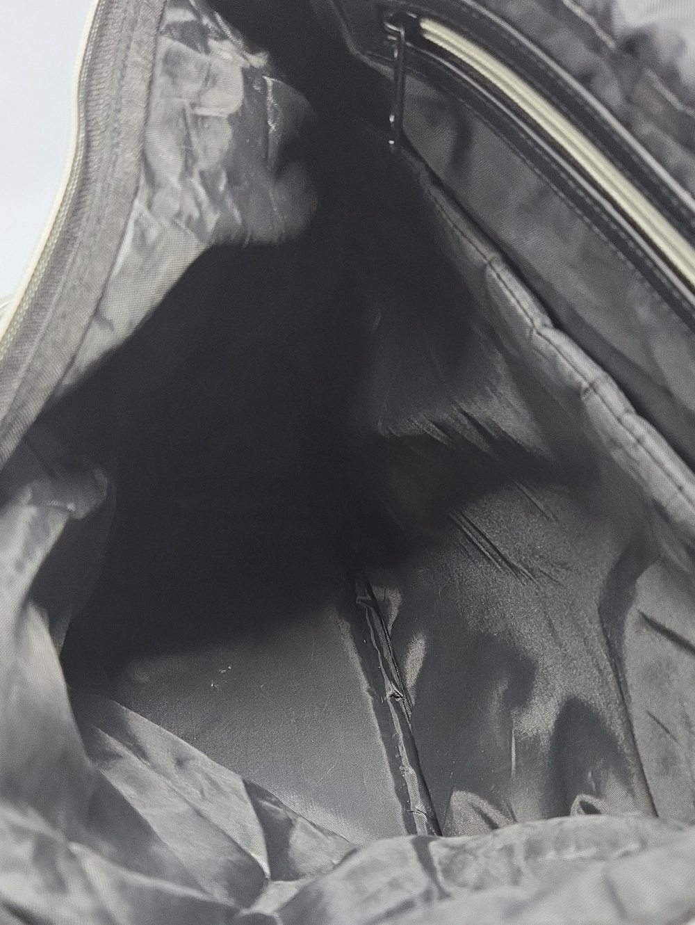 Biaggi Zipsak Backpack on the Go Black - Picture 8 of 11